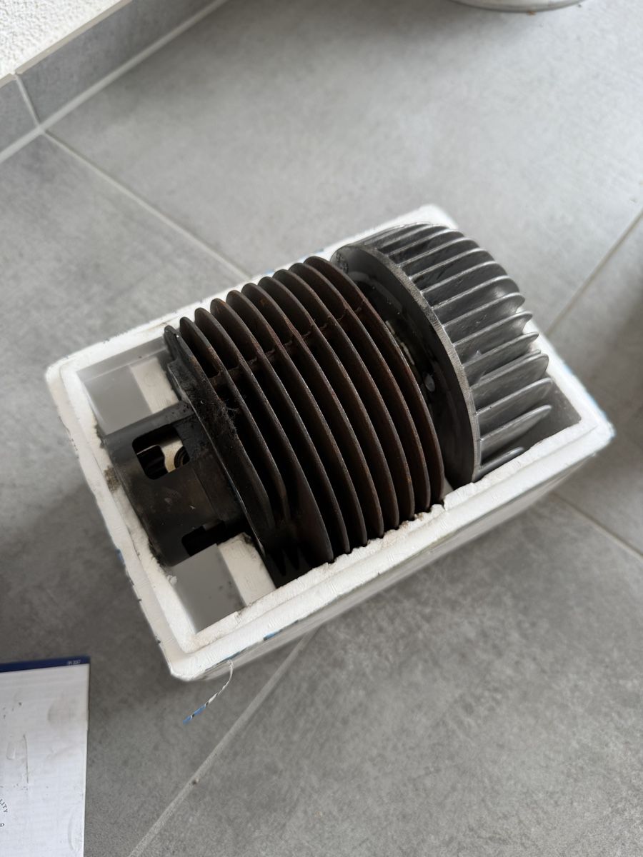 Tutti pezzi di ricambio per scooter: Vespa PX Teile – Usato da Däniken SO venduto da AD_29