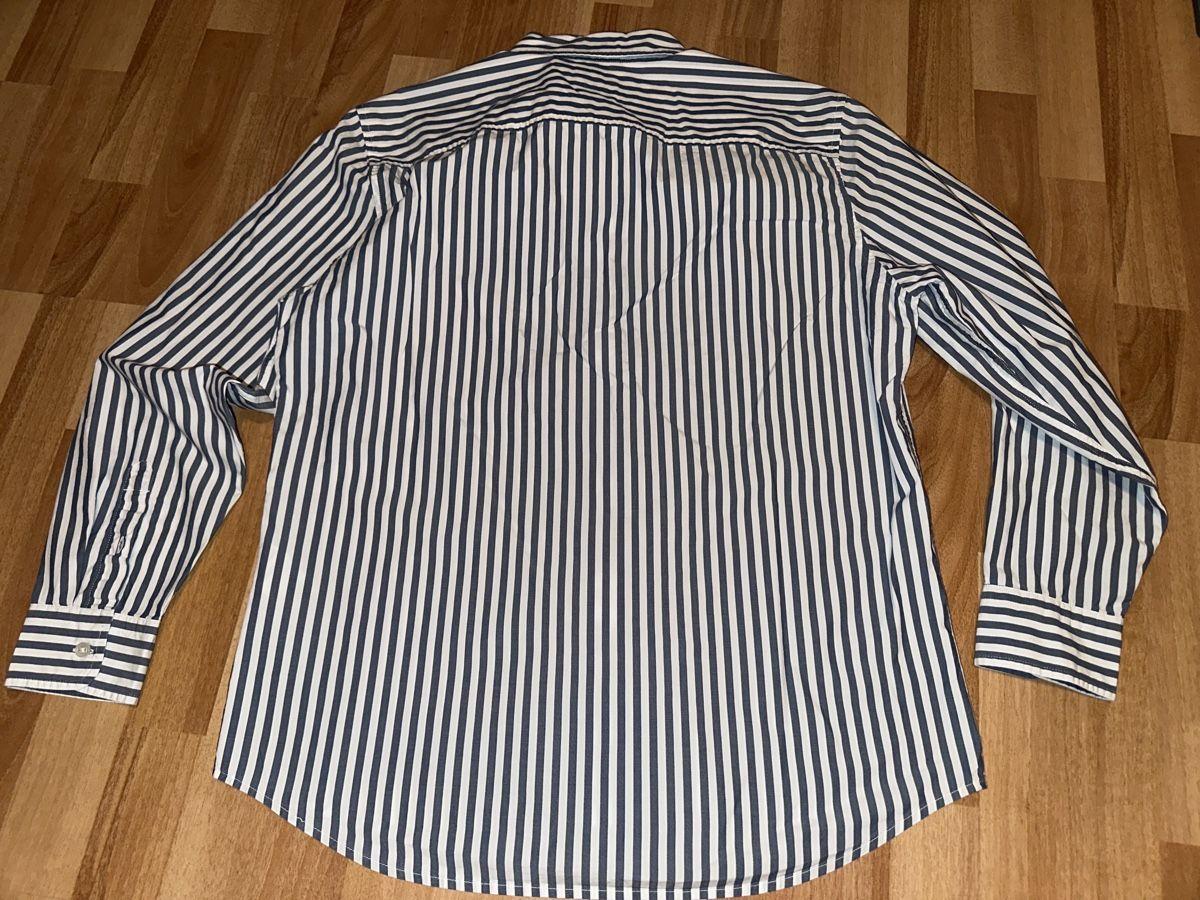 Levi's Camicie: Levi's Hemd, gestreift, Gr. M, einf. Brustweite ca. 58 cm – Usato da St. Gallen venduto da mai_gd7k 2