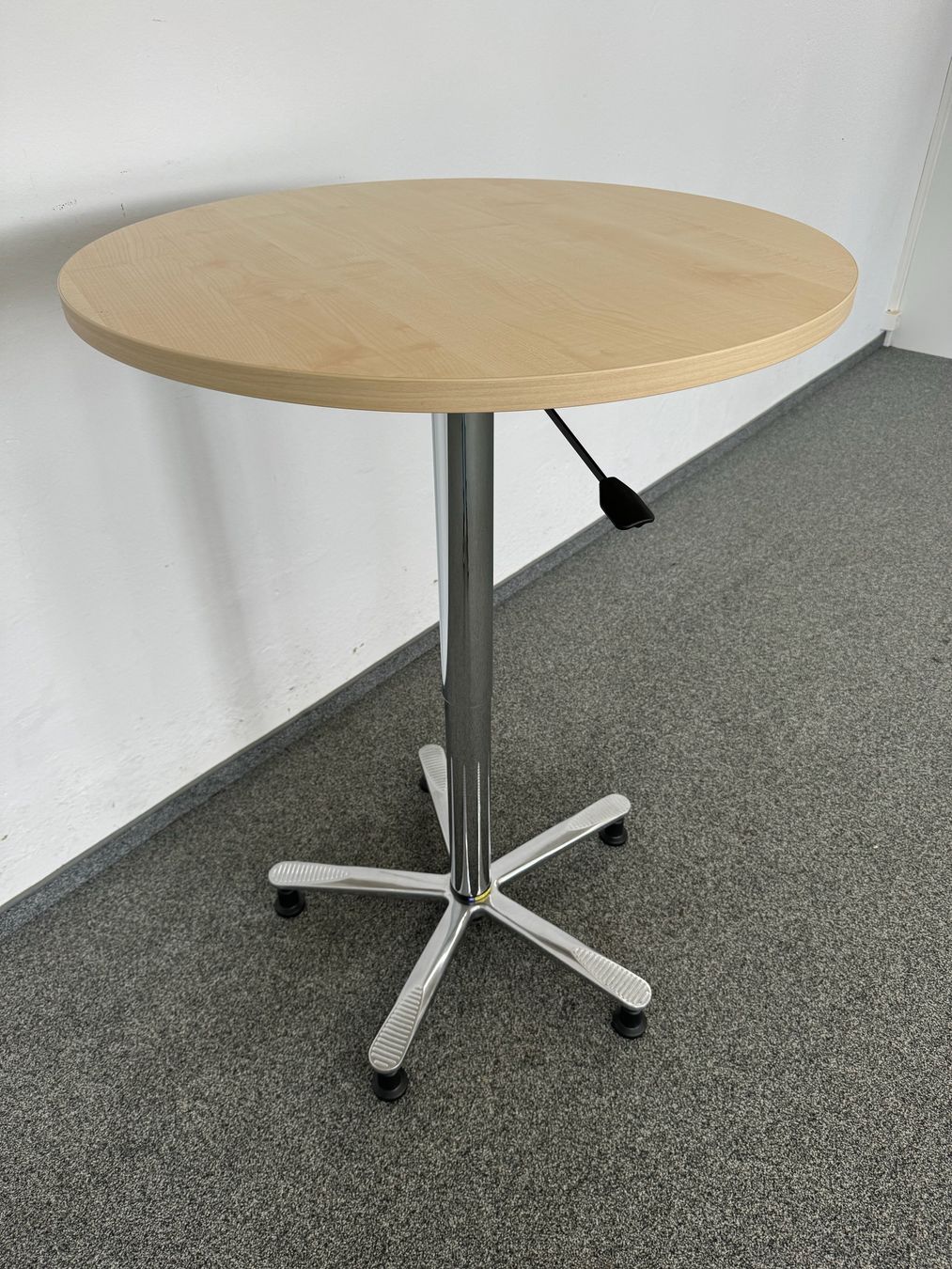Tavoli: MC MyTable Säulenhubtisch – Usato da Schönenwerd venduto da mcofficeshop 2