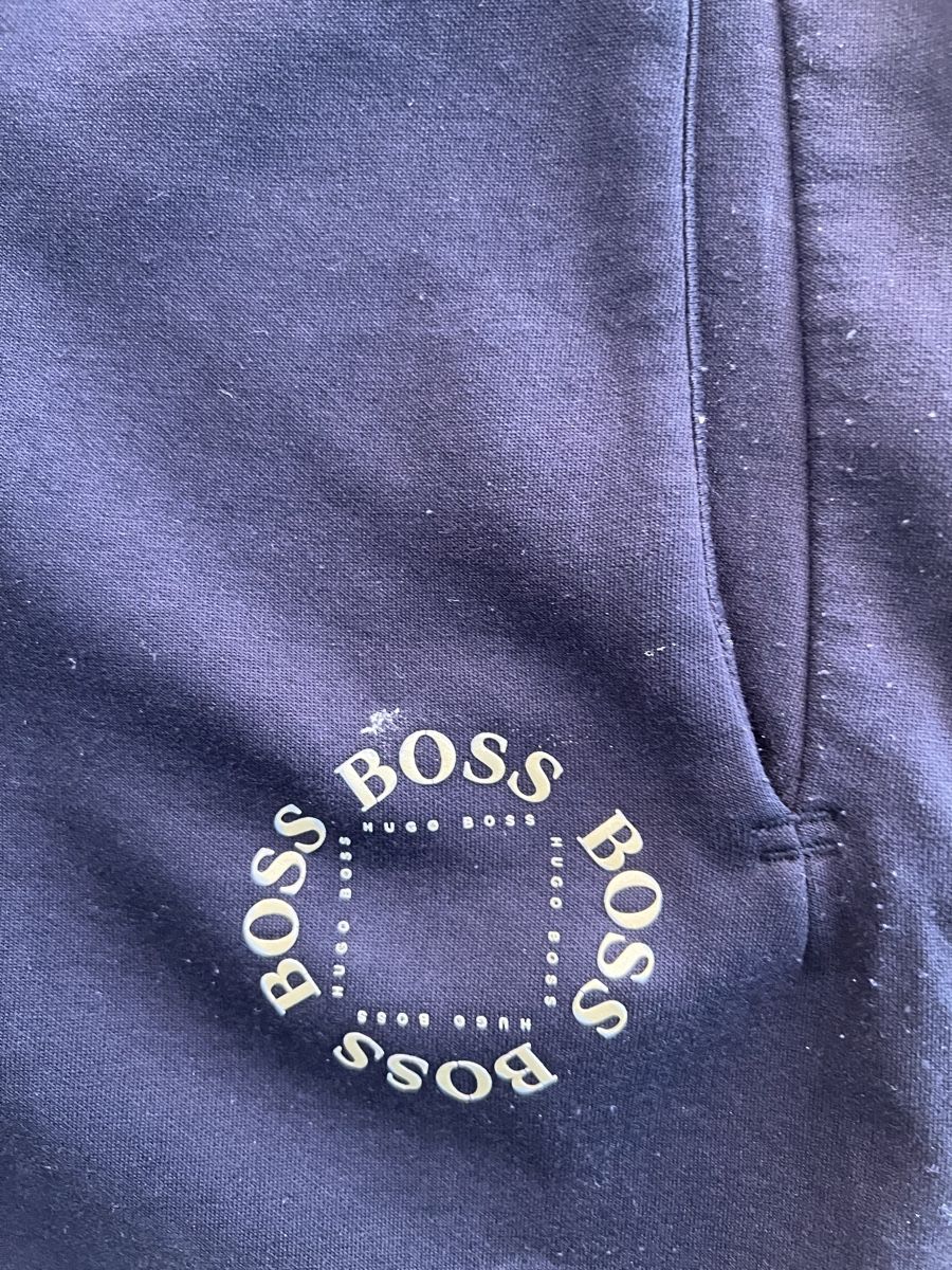 Pantalons: Hugo boss gr.L – D'occasion à Bettlach par Tradenet100 1