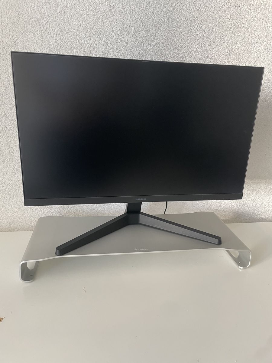 Monitor: Monitor Samsung 24 inches  – Usato da Bonstetten venduto da gam_2yd7