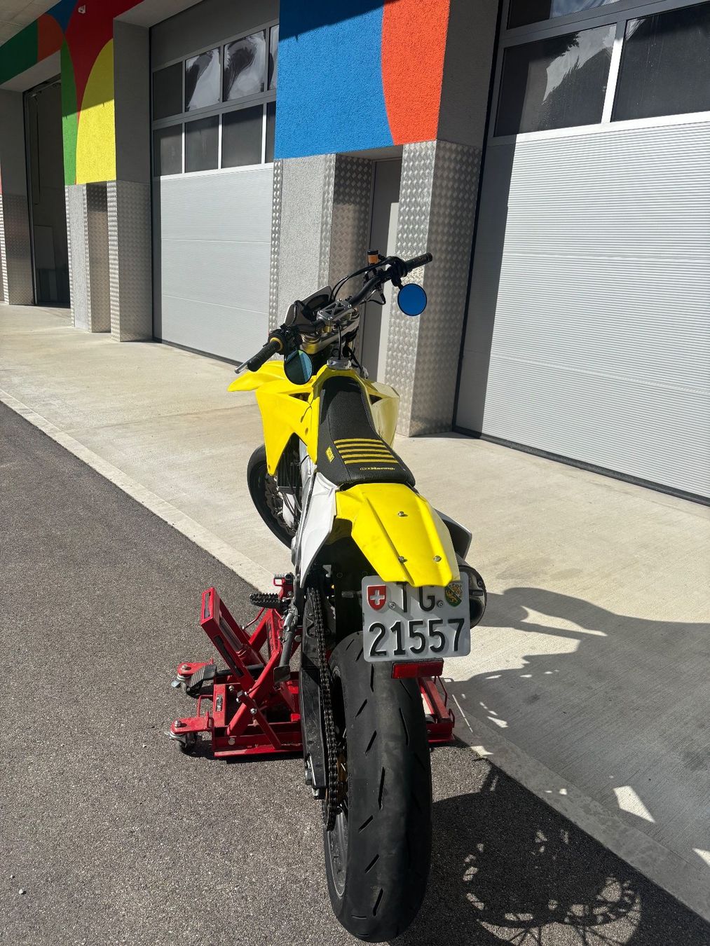 Suzuki Strada: Valenti racing 450 sm – Usato da Merishausen venduto da edw_y8yk 3