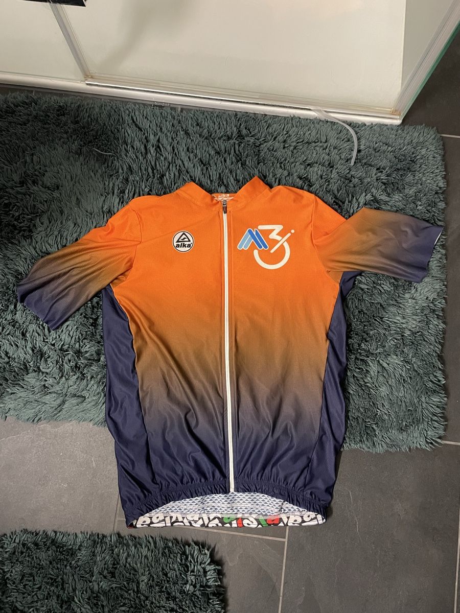 Leibchen & Hosen: Alka Rennrad Trikot – Gebraucht aus Niederdorf von ciritungol