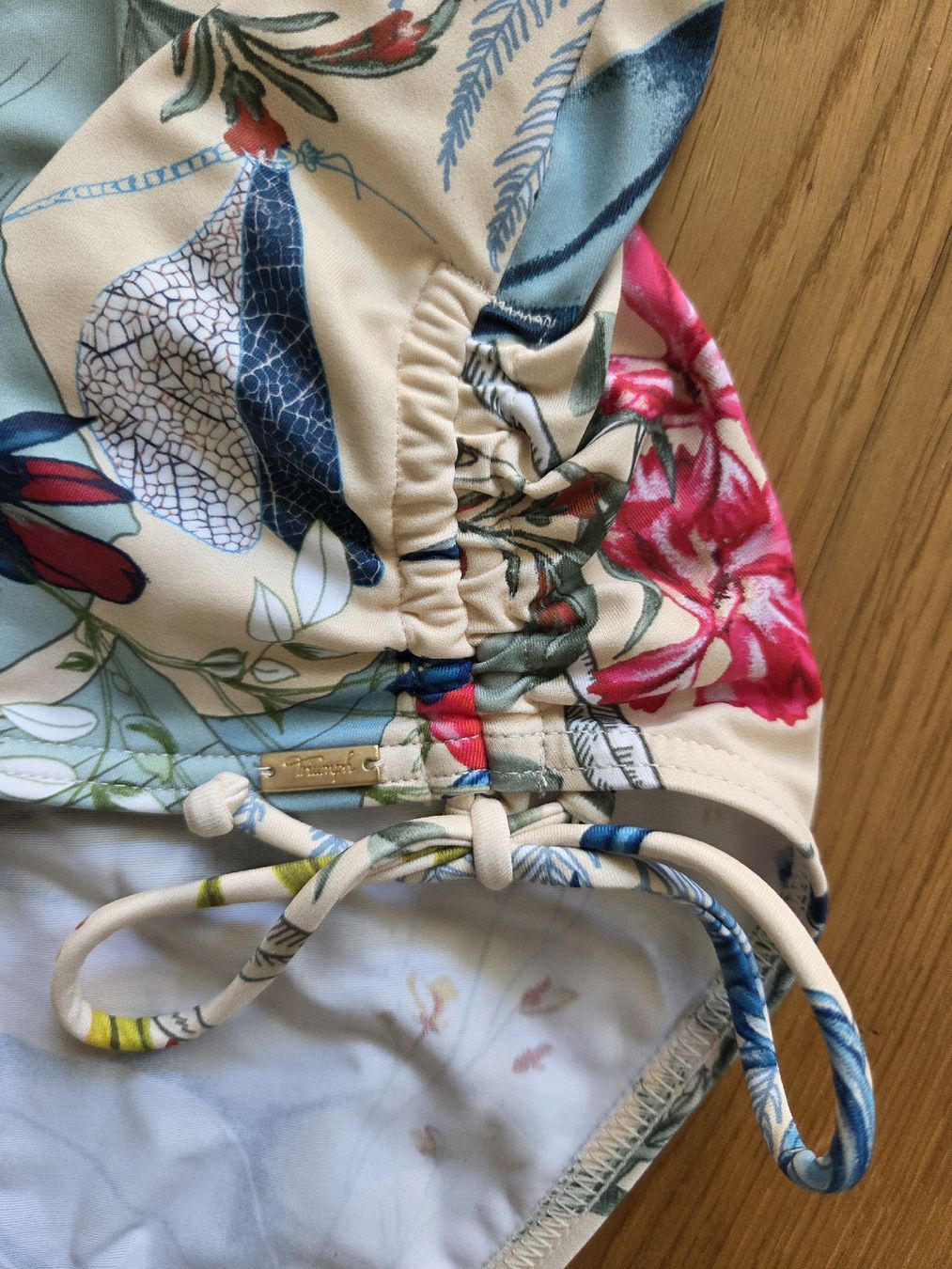 Triumph Badekleider & Bikinis: Badeanzug Triumph Gr.M – Neu (gemäss Beschreibung) aus Stansstad von Urs-_6362 1