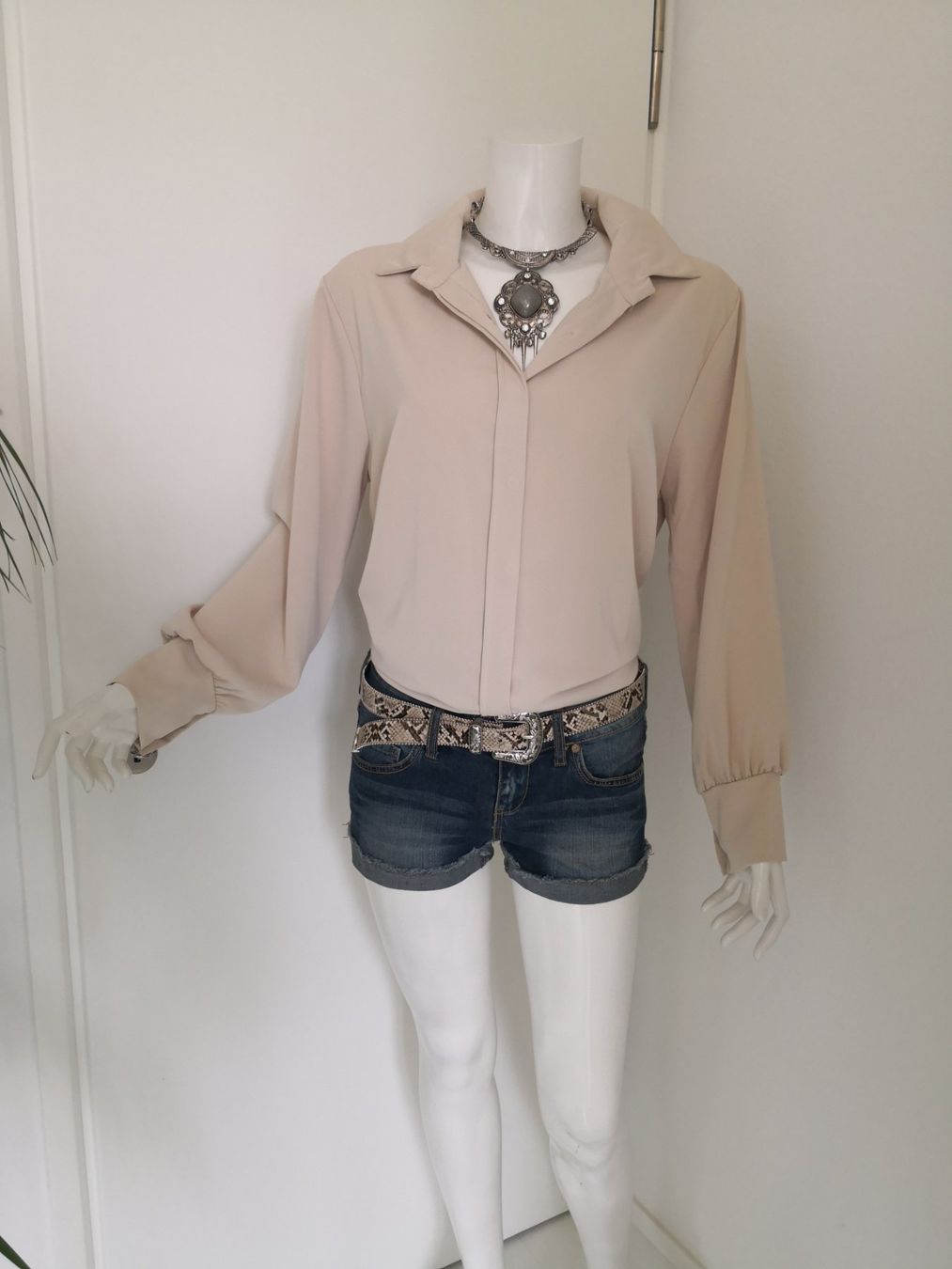 Mango Camicette: 🤩MANGO VISKOSE BLUSE BEIGE, NEU – Nuovo (secondo la descrizione) da Olten venduto da Naja-Twins-Twins 1