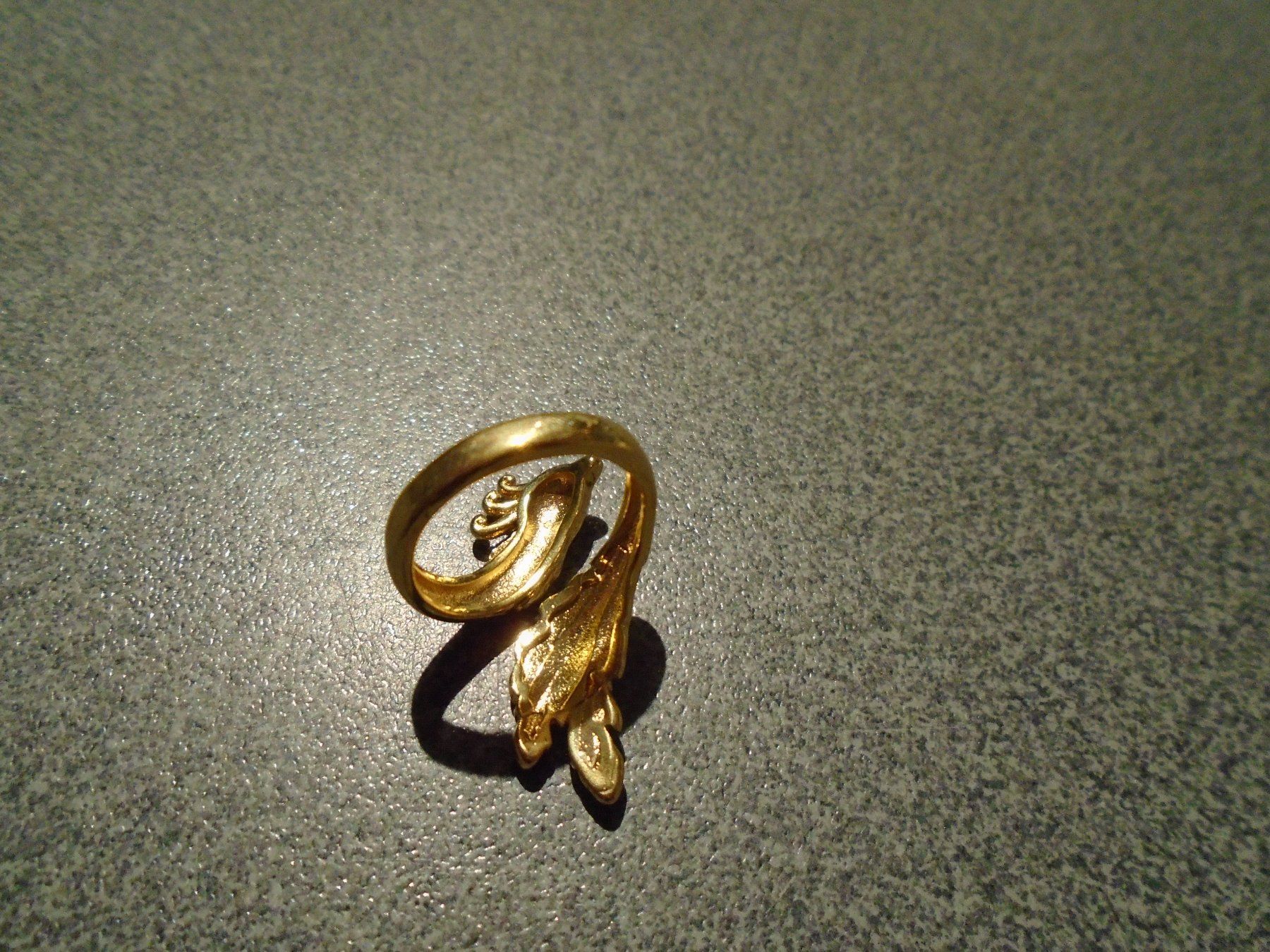Bagues: Ring goldfarbig, Vogel mit Kamm – Neuf avec emballage d'origine à Zürich par abraxas1291 1