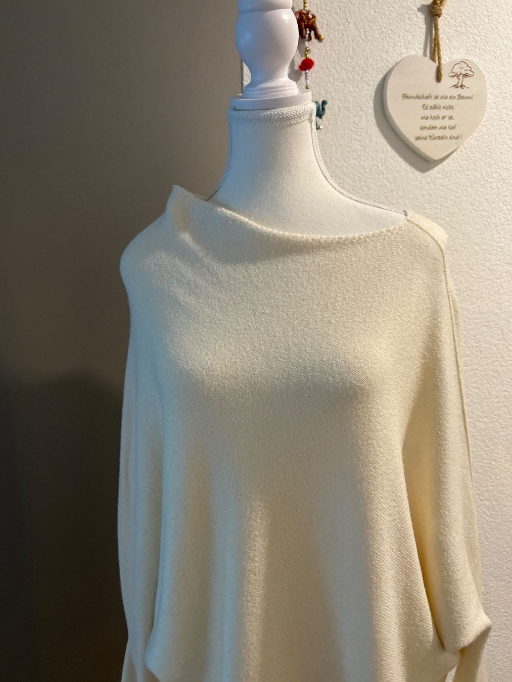 Pulls & Sweat-shirts: Oversize-Strickpullover Fledermausärmeln ecru mit Cashmere – D'occasion à Brunnen par Nala2929 2