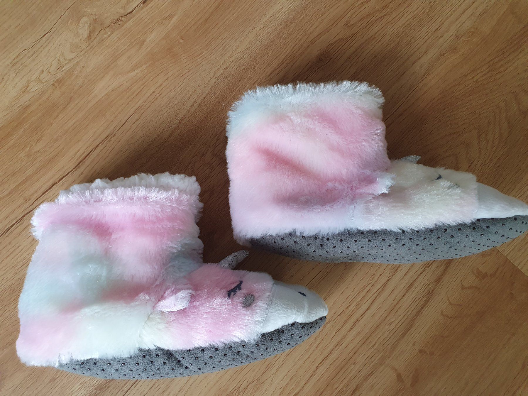 Scarpe per ragazze: Kuschel Hausschuhe Einhorn Gr. 30 / 31 – Nuovo (secondo la descrizione) da Heinrichswil venduto da frankie19860 3