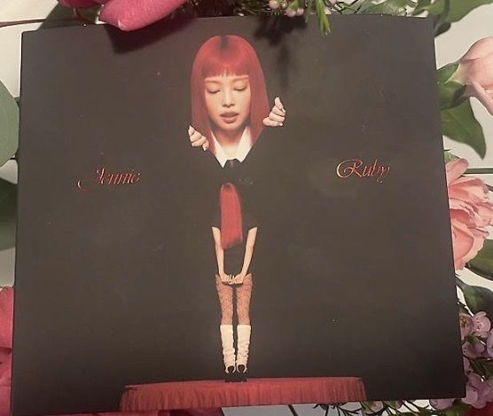 CD: Album - Jennie RUBY BlackPink Kpop – Nuovo (secondo la descrizione) da Lausanne venduto da ste_6cmk