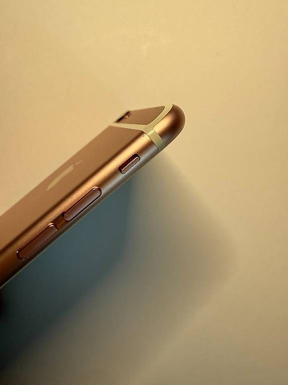 Apple Telefoni cellulari / Smartphones: iPhone 6s, Rose Gold, 32 GB – Usato da Steinen venduto da Aslanita 3