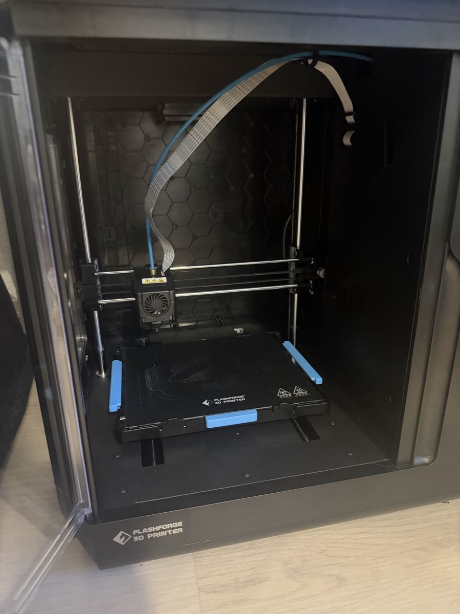 FlashForge 3D Drucker: 3 D Drucker Adventure 4 – Gebraucht aus Waltenschwil von Almilu 1