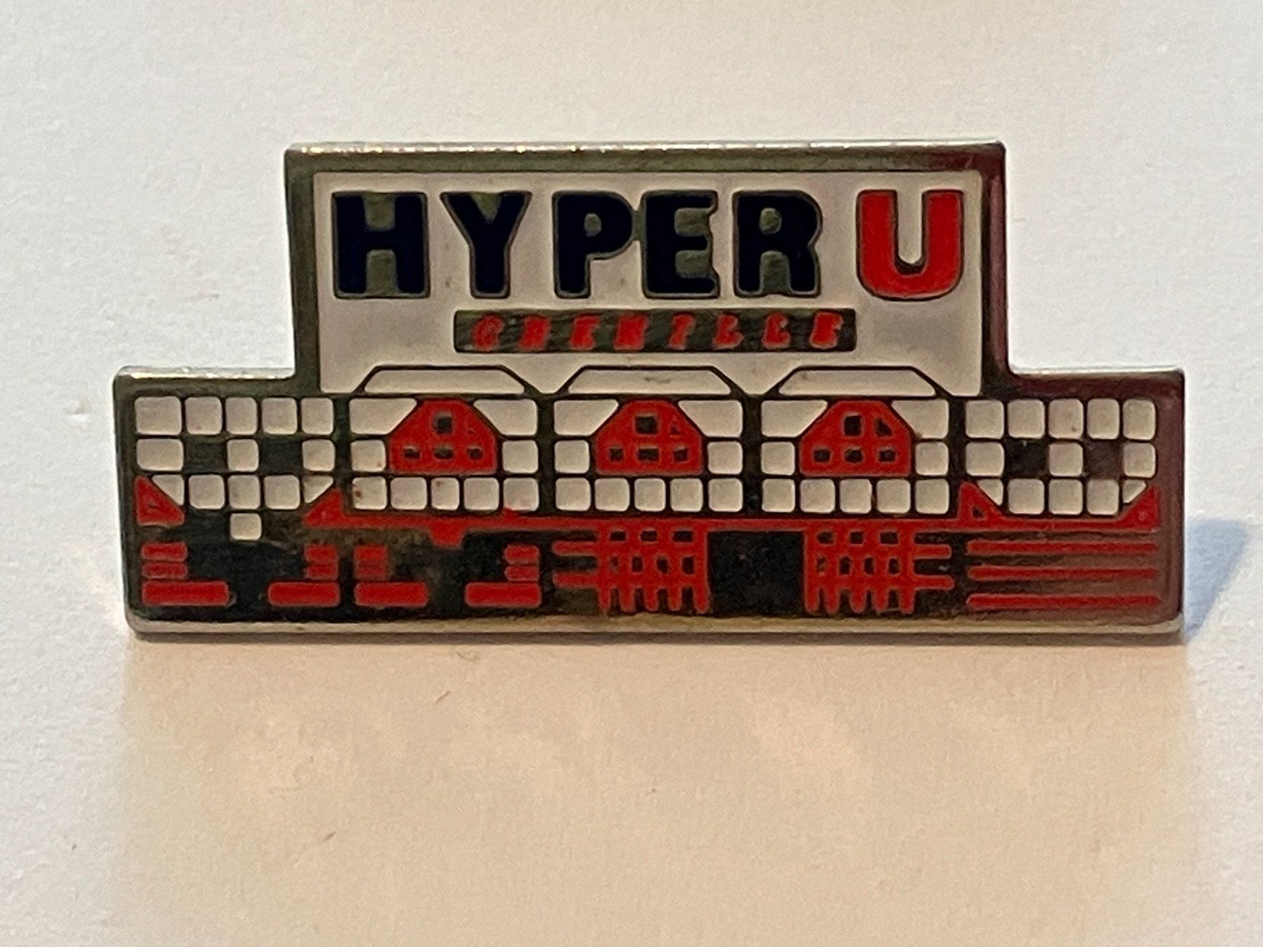 Placchette & Badge: 1 Pin Hyper U – Usato da Basel venduto da djwwpp