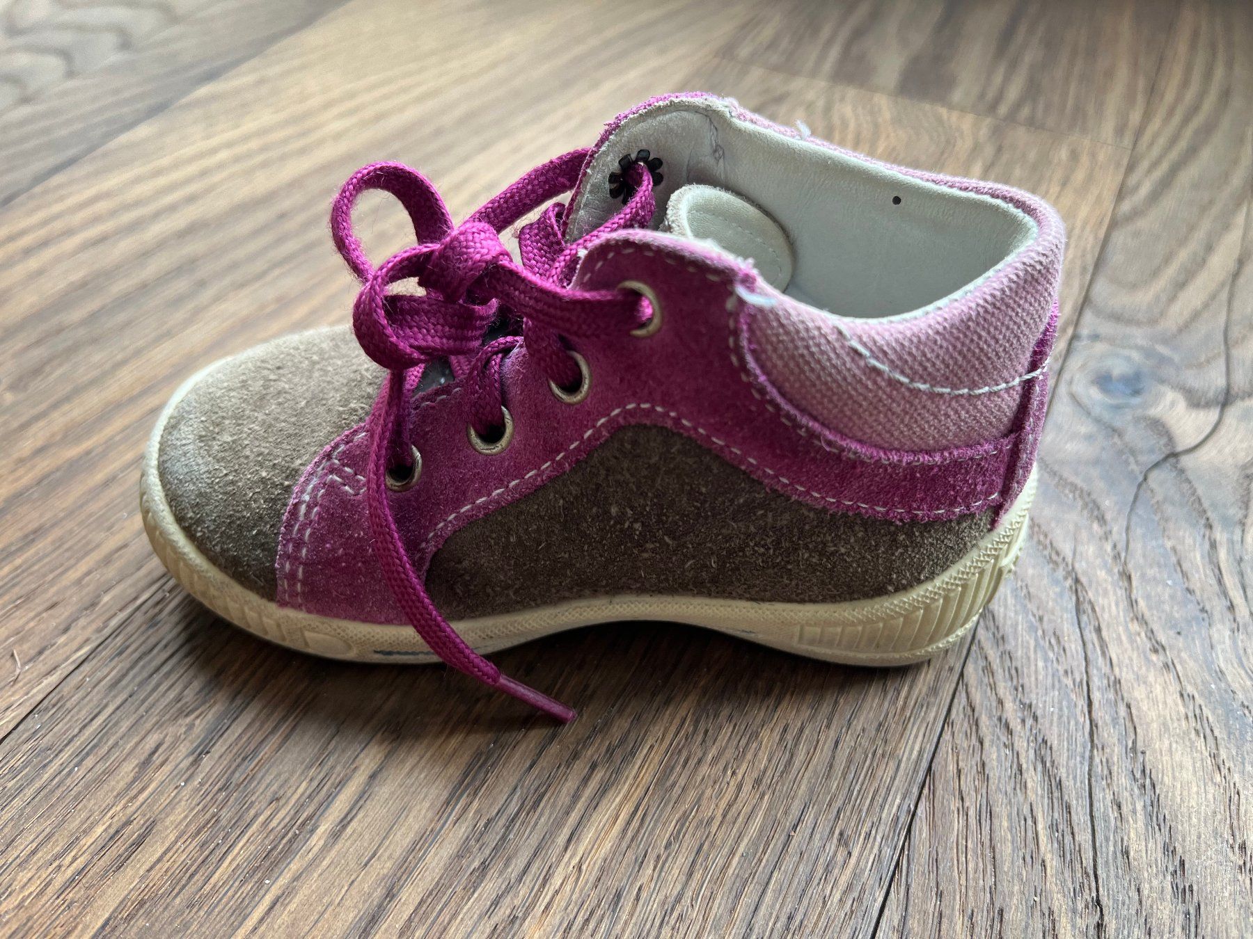 Superfit Scarpe per ragazze: Halbschuhe Schuhe Superfit Gr. 20 – Usato da Affoltern am Albis venduto da Blackrhythm 5