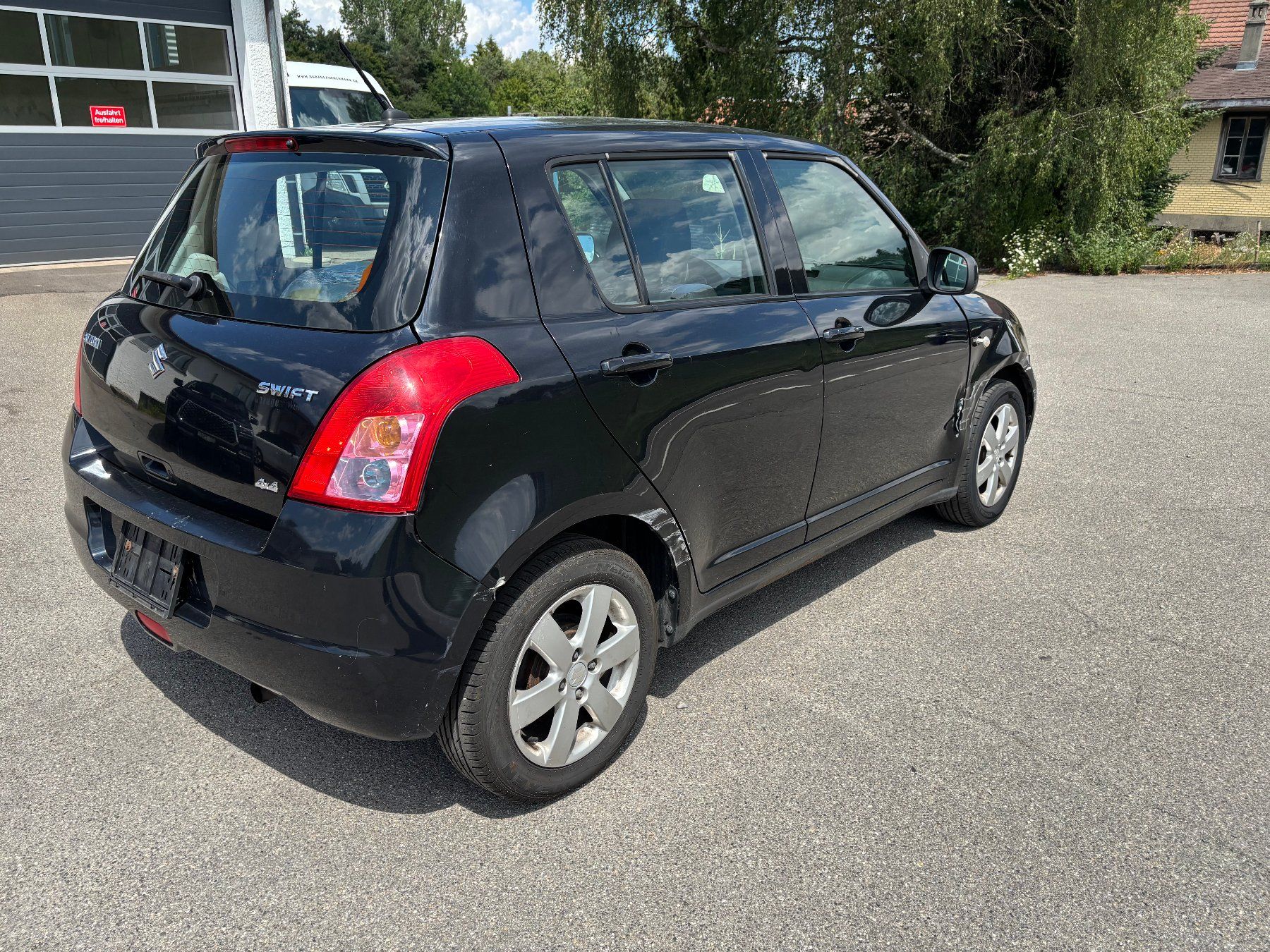 Suzuki Automobili: Suzuki Swift 1.3i 4WD – Difettoso da Detligen venduto da sonjzi 3