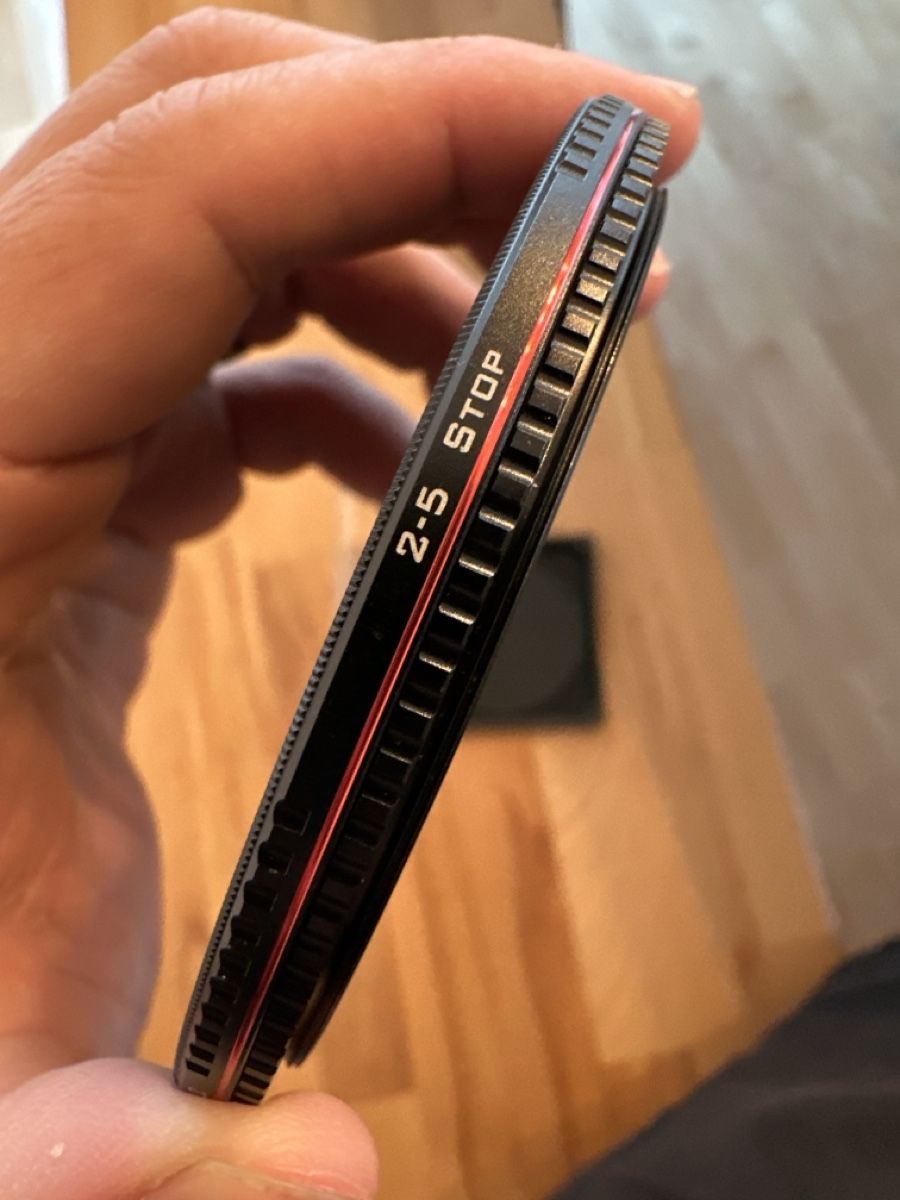Filtres: Freewell Hard Stop Variable ND (Threaded) 2-5 Stop Standard  – D'occasion à Hochdorf par val_wb7t 1