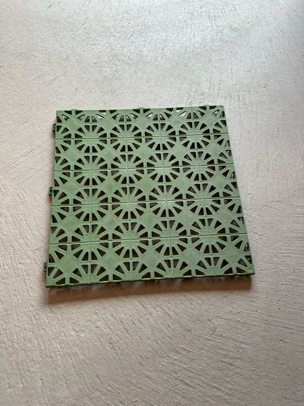 Rivestimenti per pavimenti: Balkon Bodenplatten Plastik 30x30 – Usato da Zürich venduto da K-ROL-77
