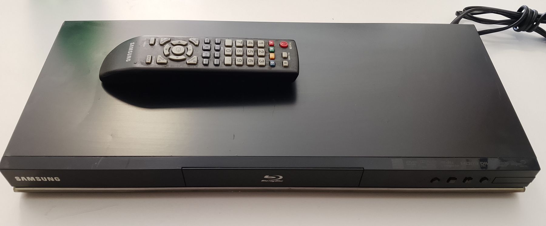 Samsung Multimediaplayer & Streamer: Samsung Blu-ray Player mit Fernbedienung  – Gebraucht aus Biel/Bienne von Vintage-timearts