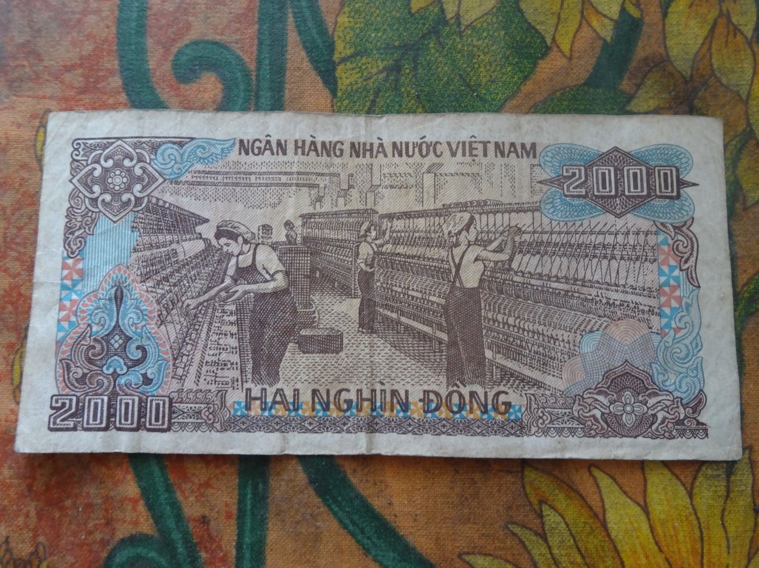 Banconote: VIETNAM  2000   Billet – Usato da Romanel-sur-Lausanne venduto da Swift13