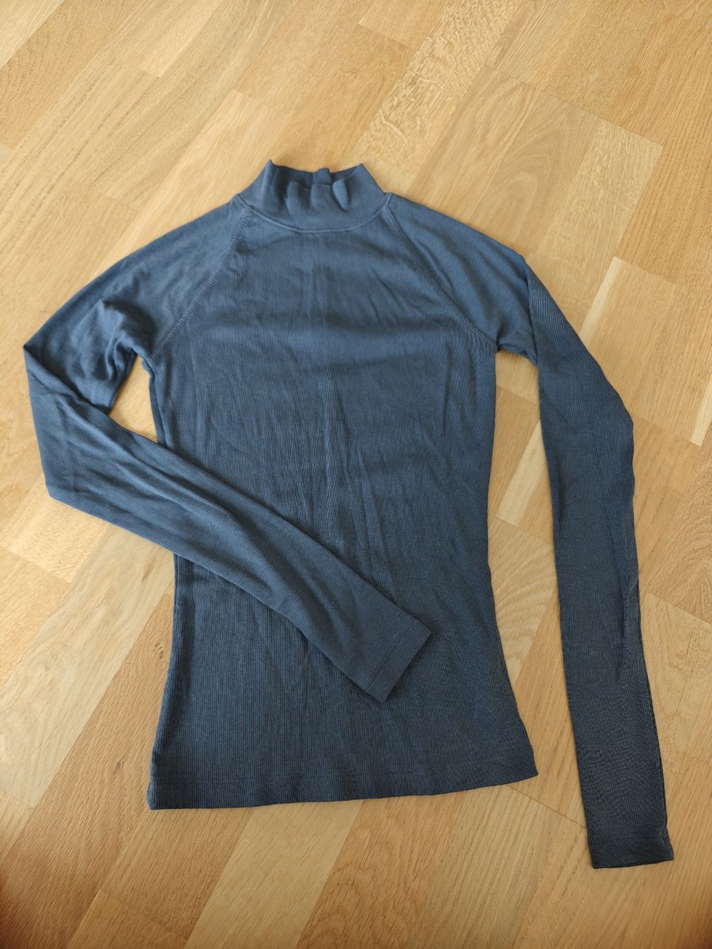 Oysho Top: Soft Undershirt-S-OYSHO – Nuovo (secondo la descrizione) da Zürich venduto da Romulus4Remus