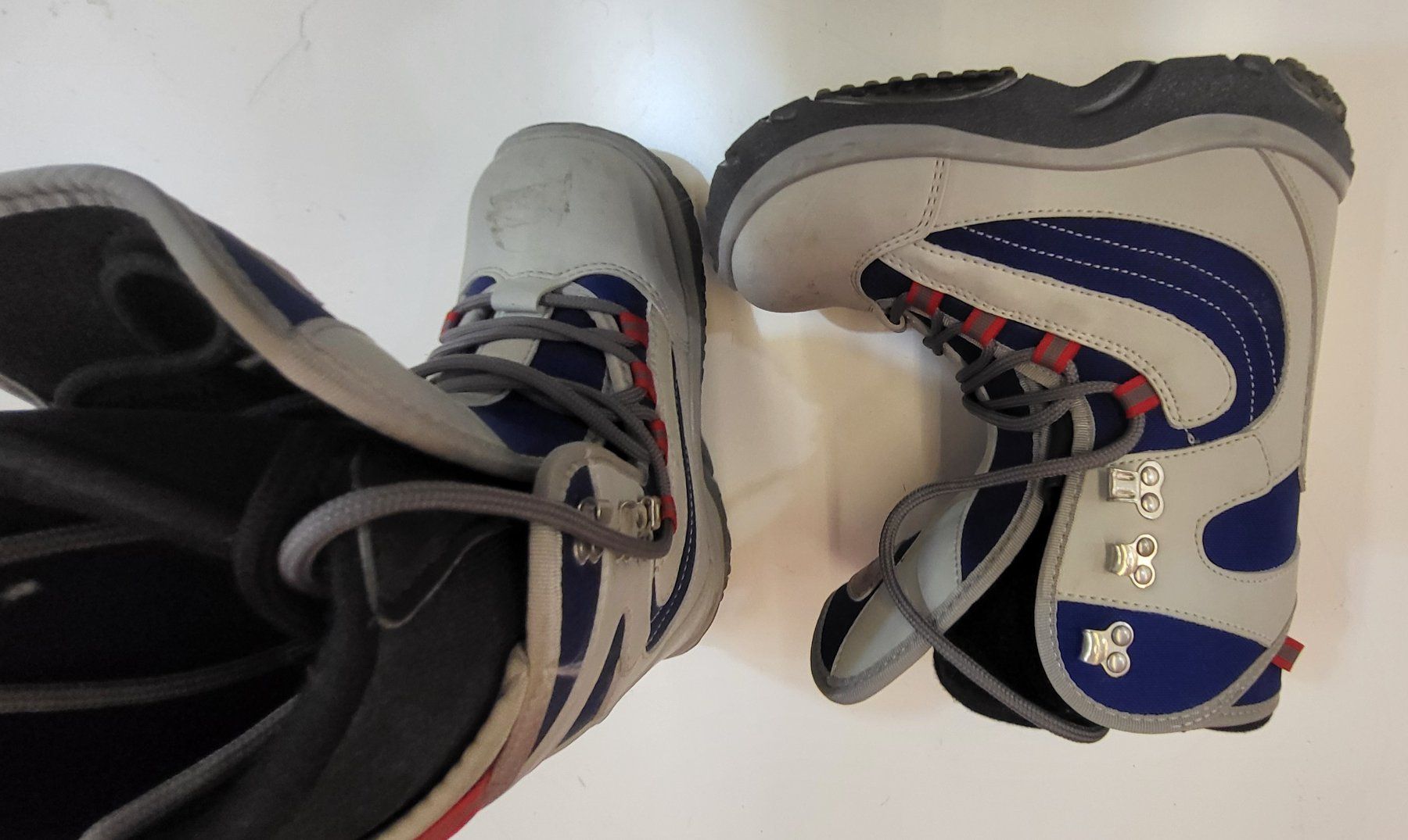 Herrenschuhe: Snowboardschuhe Grösse 35 – Gebraucht aus engelberg von Hofi76 1