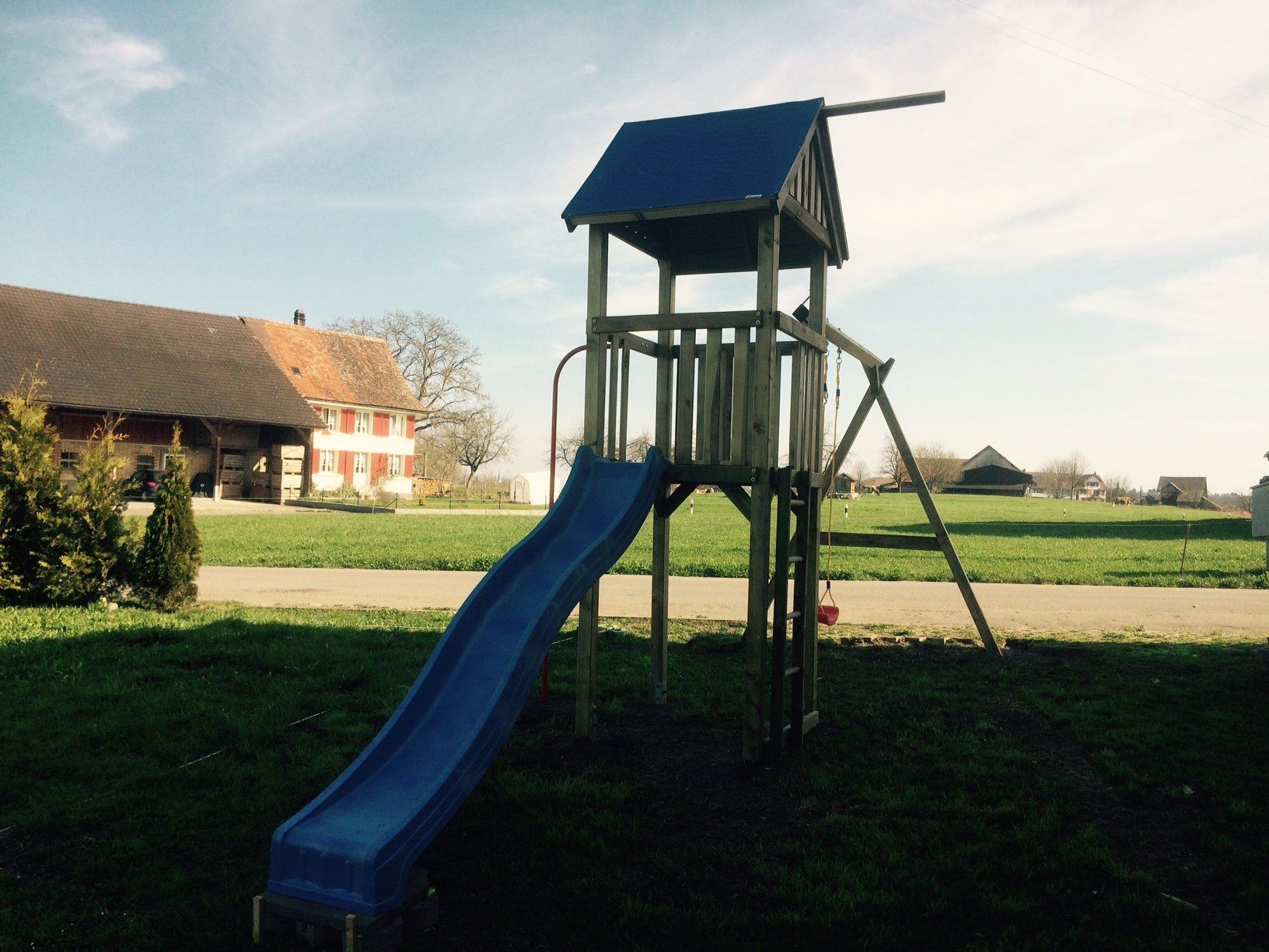 Maisons pour enfant: Spielturm – D'occasion à Langrickenbach par Pindoco 2