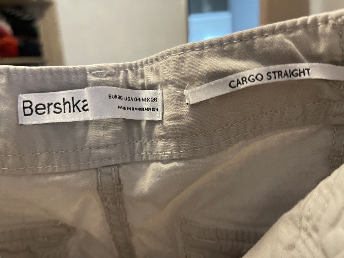 Bershka Pantaloni: Bershka Cargohose beige – Nuovo (secondo la descrizione) da Uzwil venduto da noe_9f9c 6