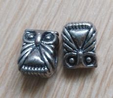 Charms Eule / Uhu 2 Stück Metallanhänger silberfarbig 1cm