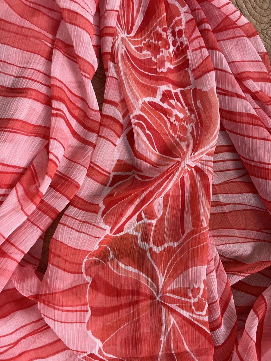 Foulards, Tücher & Schals: Schöner leichter Schal / Tuch mit Blumenmuster – Gebraucht aus Tenero von debsag 1