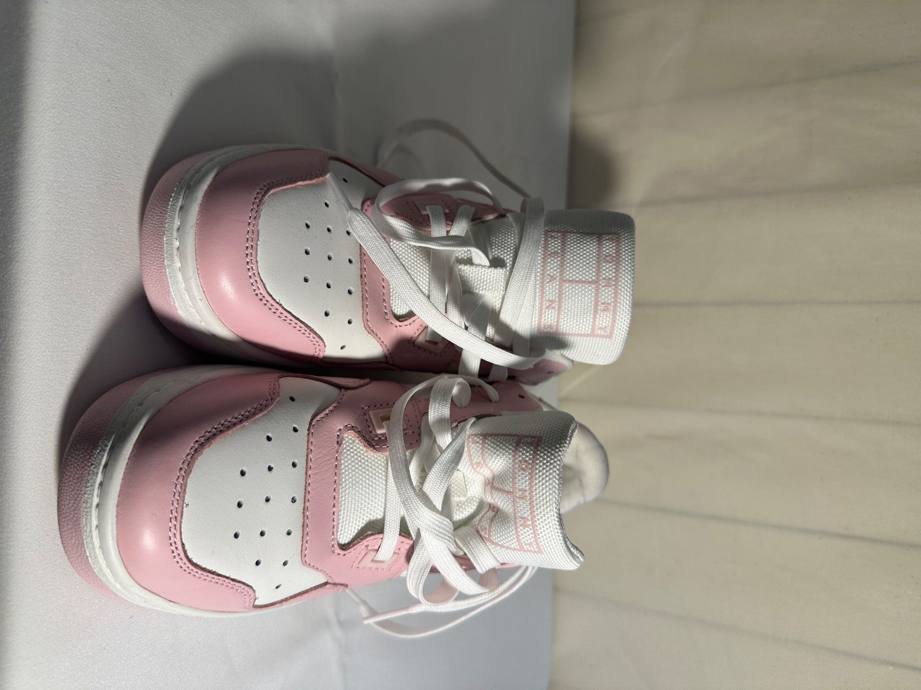 Tommy Hilfiger Scarpe da donna: Tommy Jeans Retro Basket WMN – Nuovo e nell'imballaggio originale da Onex venduto da eri_jx6q