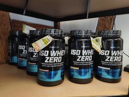 3 Stk in Set Biotech USA Iso Whey Zero 908g Protein Eiweiss