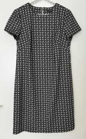 Esprit Kleid schwarz weiss gemustert Gr. 38/40