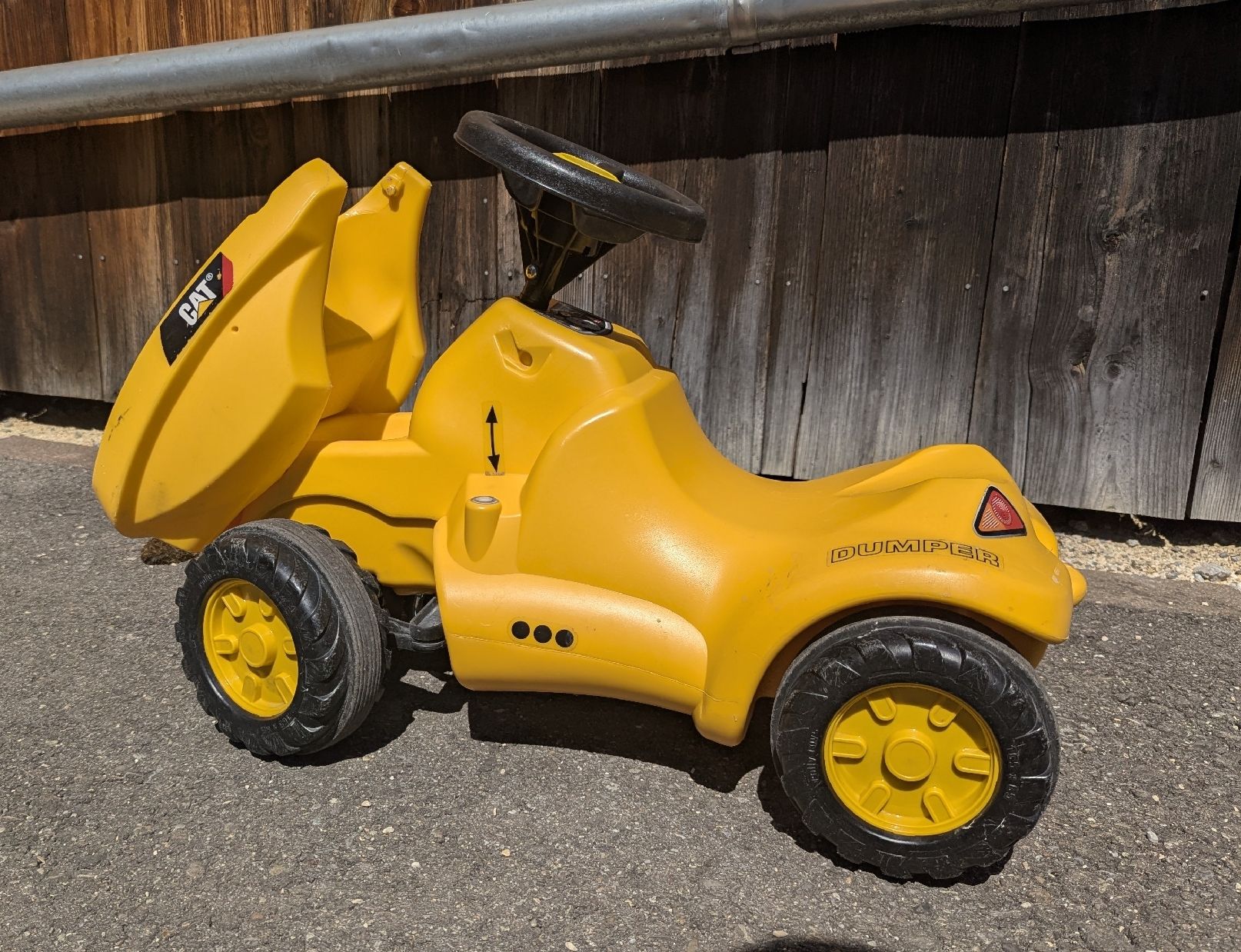 Fahrzeuge für Kinder: Bobbycar Dumper CAT gelb – Gebraucht aus Bonstetten von uelikneu 1