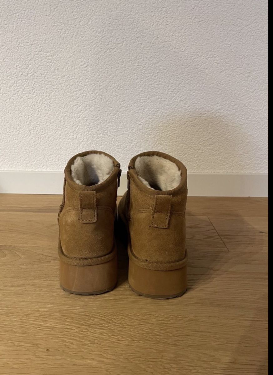 Scarpe da donna: Bottines marron plateforme etat comme neuf – Nuovo (secondo la descrizione) da Avry-sur-Matran venduto da Anarda 1