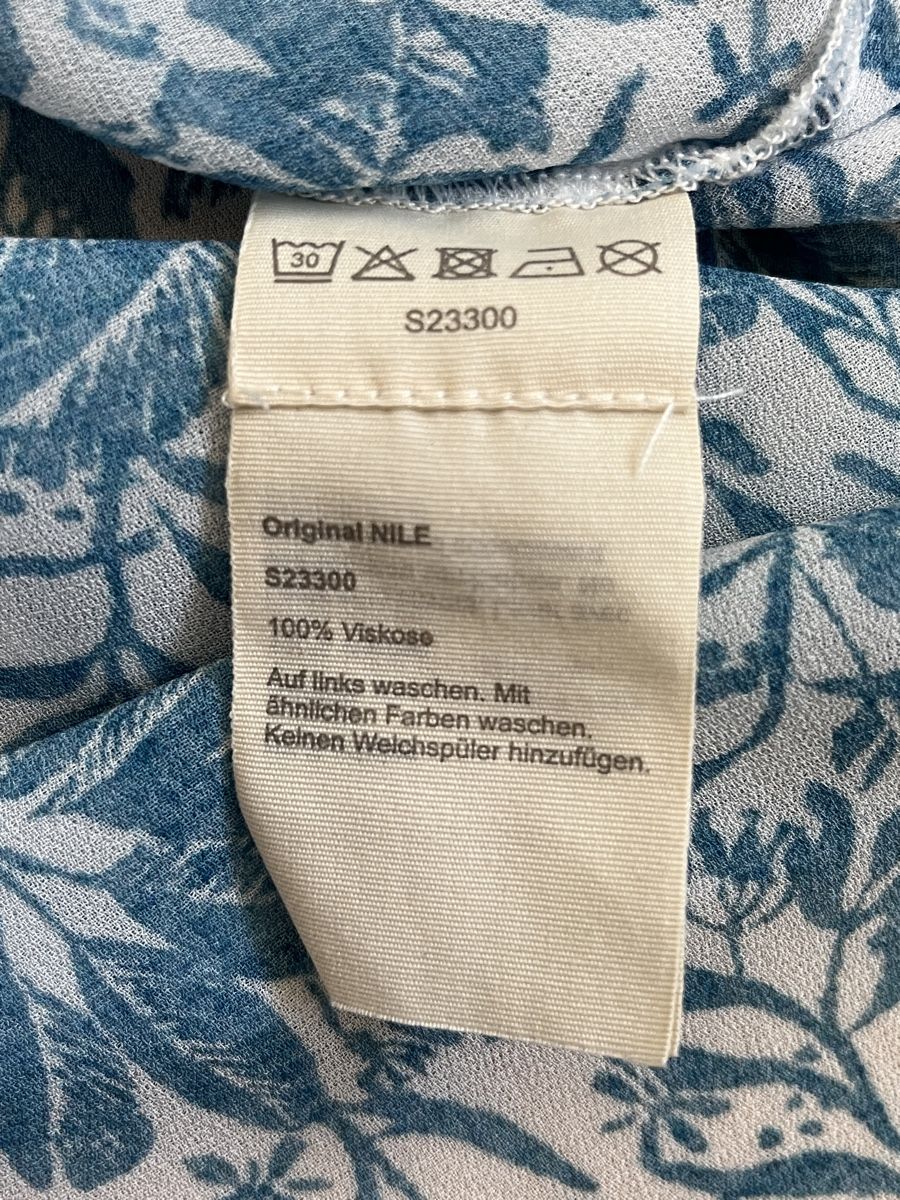 Nile Camicette: Bluse NILE Blumenmuster blau-weiss Gr. XS – Usato da Zürich venduto da Kleanthy 3