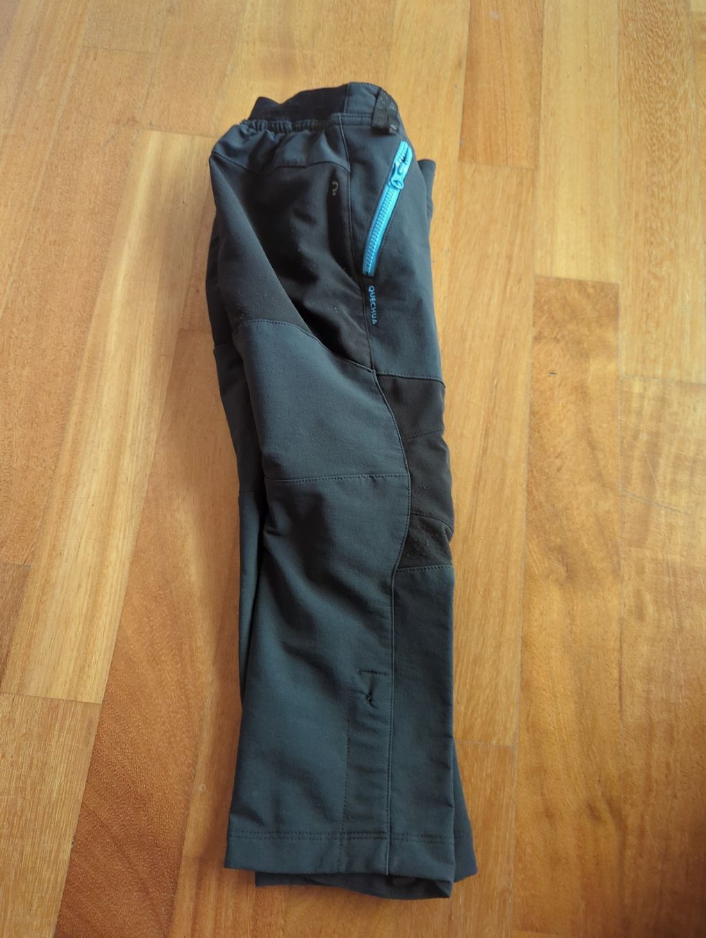 Decathlon Lotti & Set di vestiti: Quechua Wanderhose Gr. 3-4J – Usato da Eglisau venduto da raf_hn2x 1