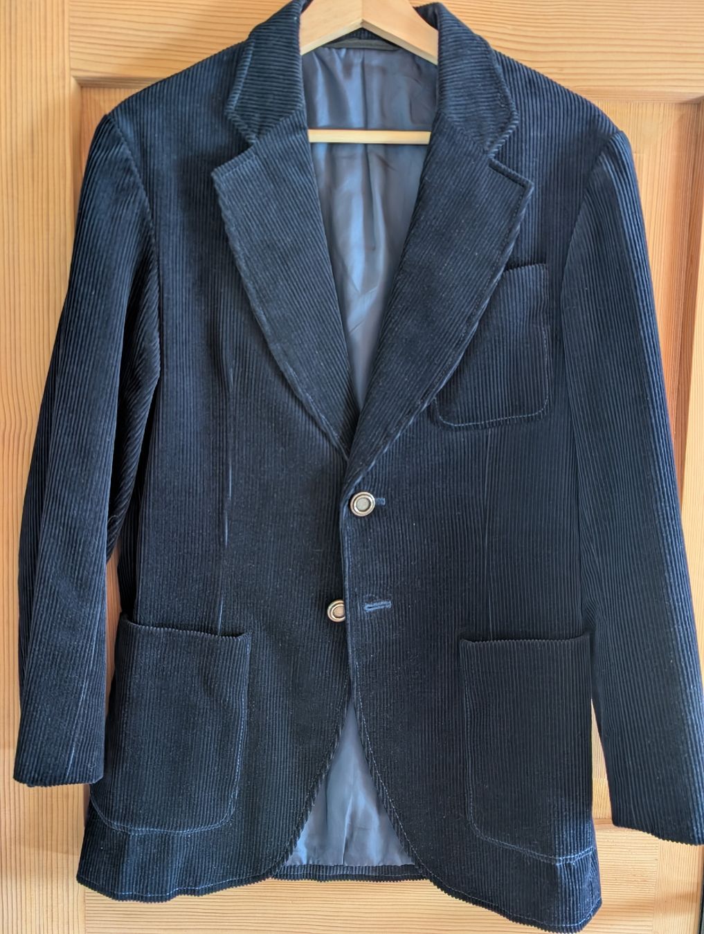 Jacken: Mitternachtsblauer Blazer  – Gebraucht aus Bernhardzell von car_p8g9