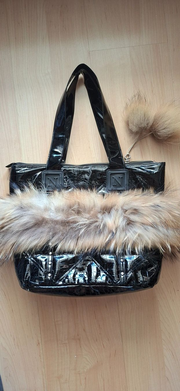 Taschen für Damen: Handtasche – Gebraucht aus Männedorf von Mis_nl7l 1