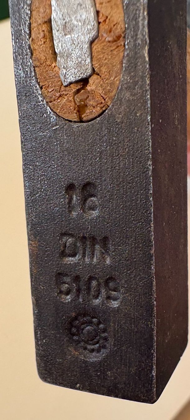 Tutti gli attrezzi: VINTAGE HAMMER MIT PUNZEN – Usato da Ostermundigen venduto da wini63 8