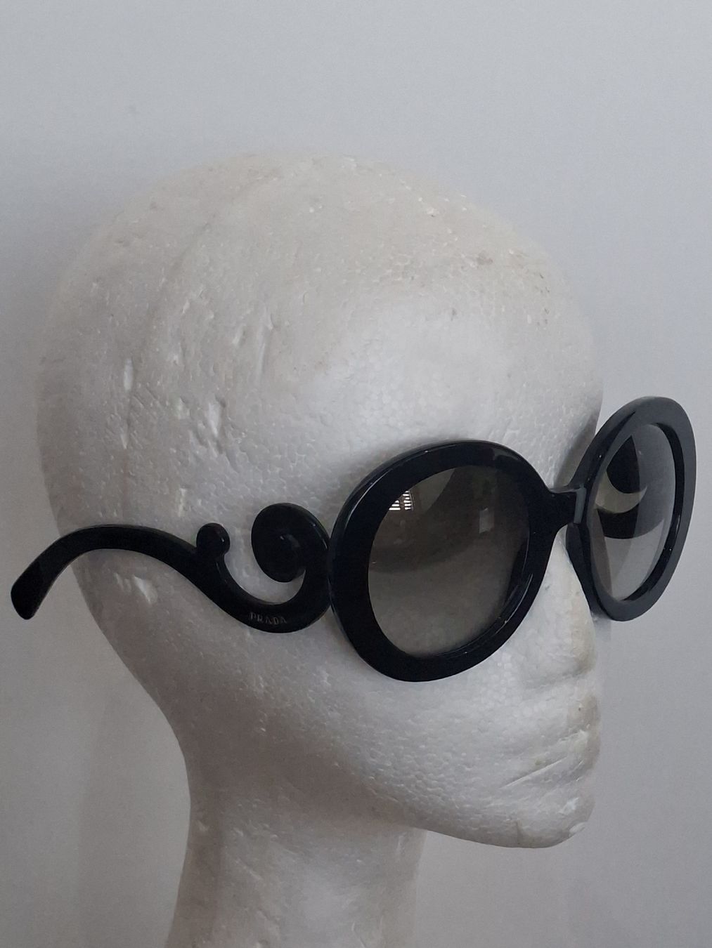 Prada Occhiali & Lenti: Sonnenbrille Damen von PRADA. – Usato da Glattbrugg venduto da cub_w7l8 1