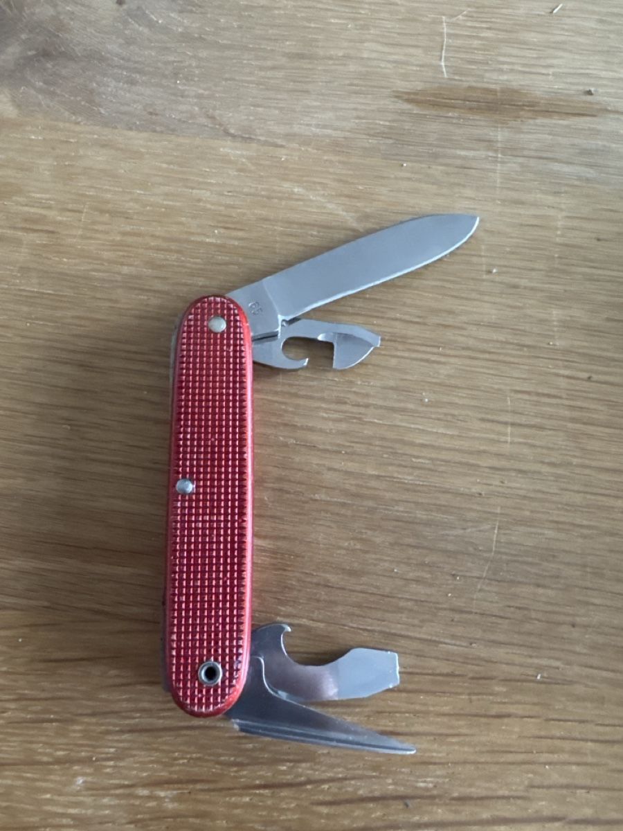 Victorinox Coltelli tascabile: Klassisches Schweizer Taschenmesser - Robust und Vielseitig – Usato da worb venduto da 91tobi91 2