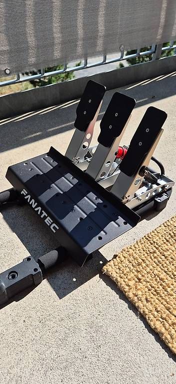 Konsolen: Fanatec CSL DD 8nm + Playseat Challenge Simracing Setup – Gebraucht aus Adlikon von RiD94 2