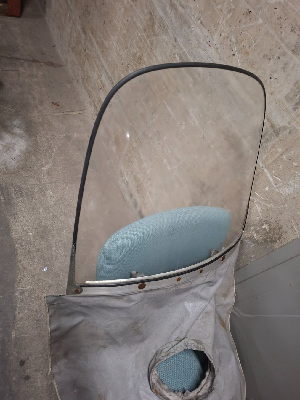 Sachs Ciclomotori: Sachs Mofa Regenschutz mit Halterung – Usato da Balsthal venduto da redcarpet