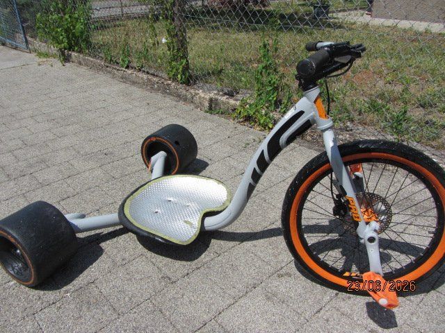 Go-Kart: <<<<<<<<<Drift Trike mit Pedalen – Usato da schönenwerd venduto da kusi027 4