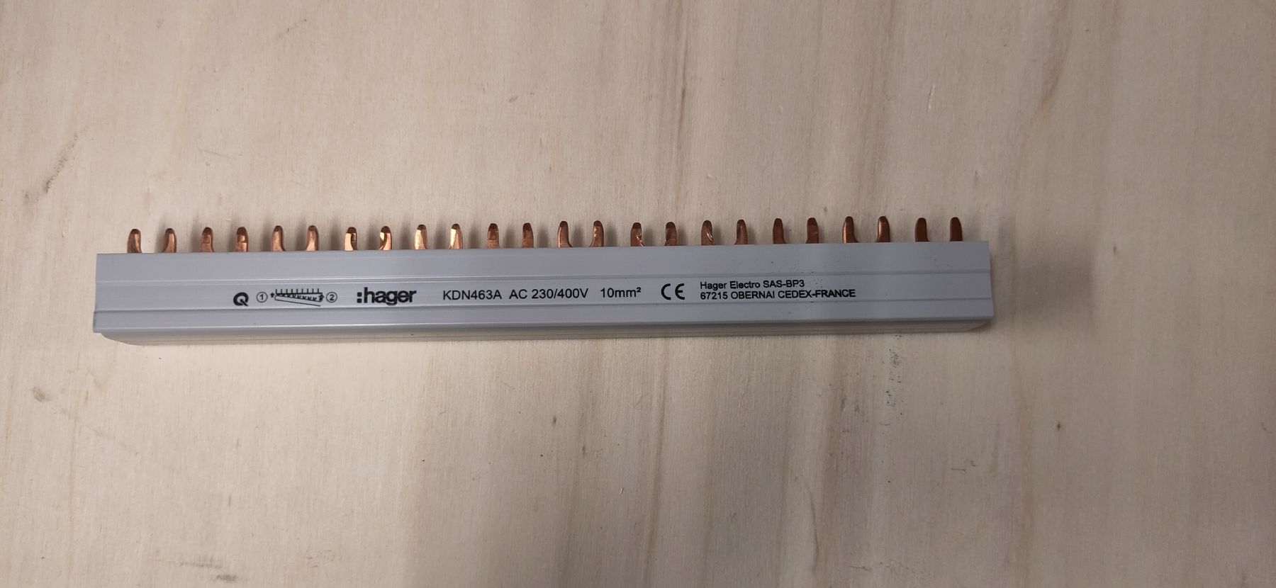 Hager Alimentazione elettrica: Phasenschiene Hager FI LS 4 polig – Usato da Liebefeld venduto da robi15blue