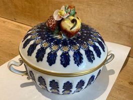 Signed Sevres Modell handgefertigte Schüssel mit Unterteller