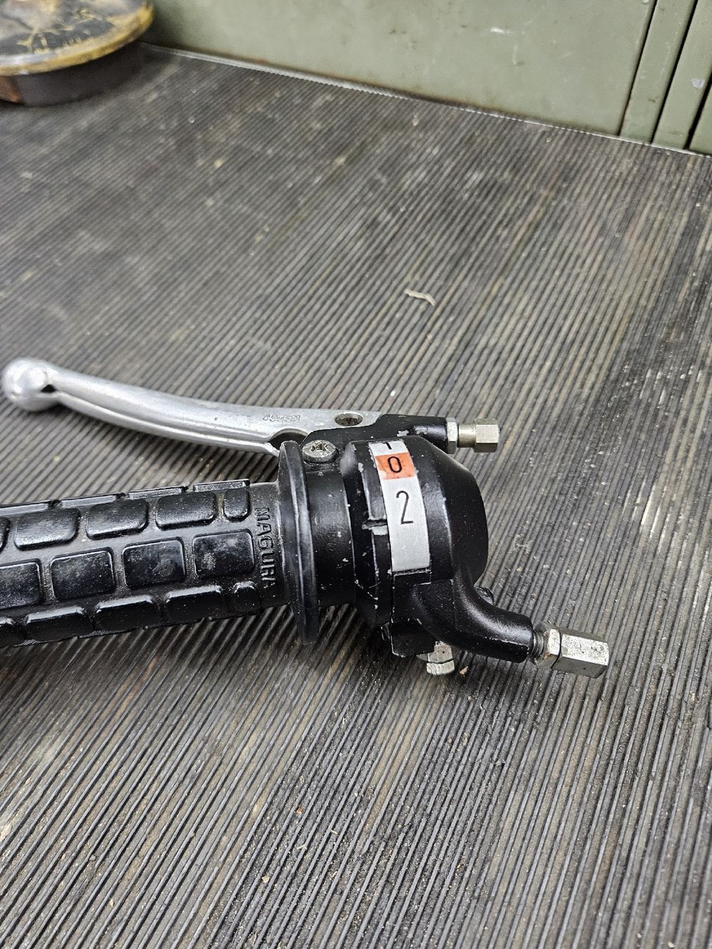 Magura Parti ricambio per ciclomotori: Sachs 503 Schaltgriff Magura  – Usato da Mellingen venduto da Mech-Service 1