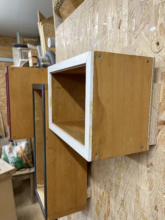 Regale: À donner, petite étagère unique! – Gebraucht aus Faoug von rocamadou 2