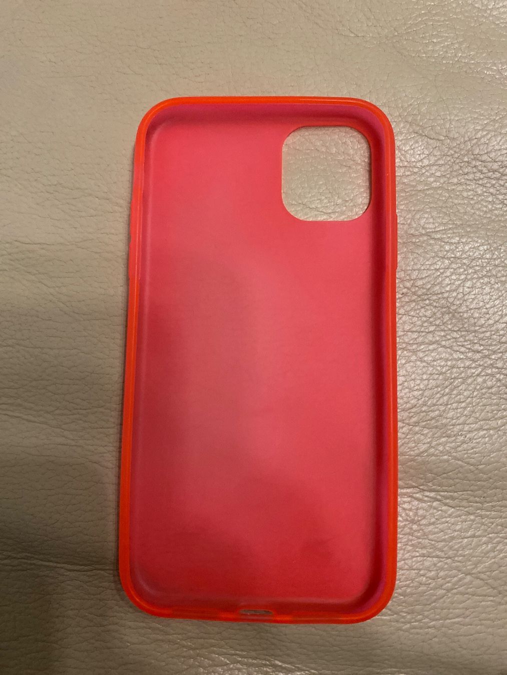 Covers & Schutzfolien: Handyhülle Iphone 11 – Gebraucht aus Grasswil von pp7830 1