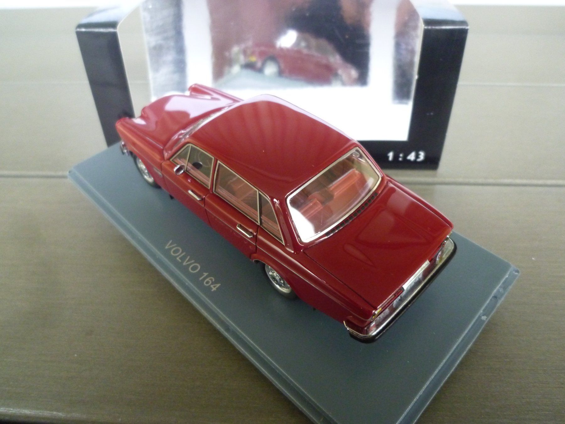 Volvo Modellini d'auto: Volvo 164 – Nuovo e nell'imballaggio originale da Flawil venduto da Imperiosud 3