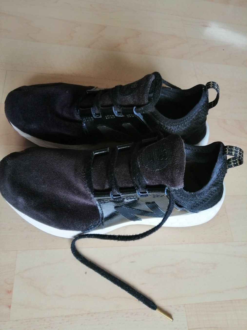 New Balance Scarpe da uomo: Schuhe New Balance gr. 39 – Usato da Schötz venduto da pemali 3